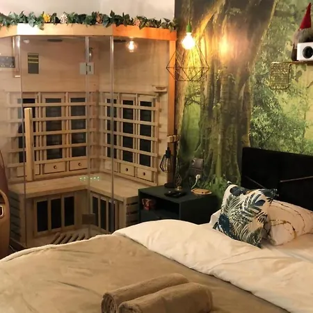 公寓 Jacuzzi & Sauna Wola *