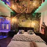Апартаменты Jacuzzi & Sauna Wola Варшава