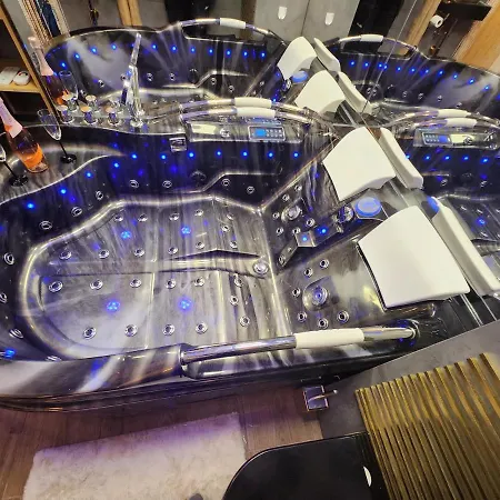 Jacuzzi & Sauna Wola