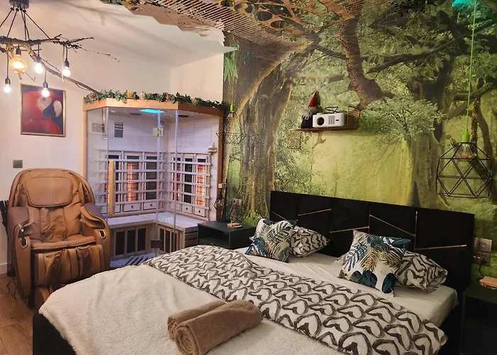 Jacuzzi & Sauna Wola Apartman