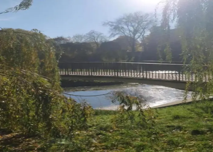 Jacuzzi & Sauna Wola Apartman *